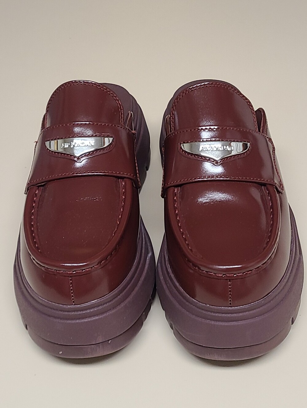 Air Jordan Team Red patent leather chunky platform loafer mules size 9 - Picture 3 of 12